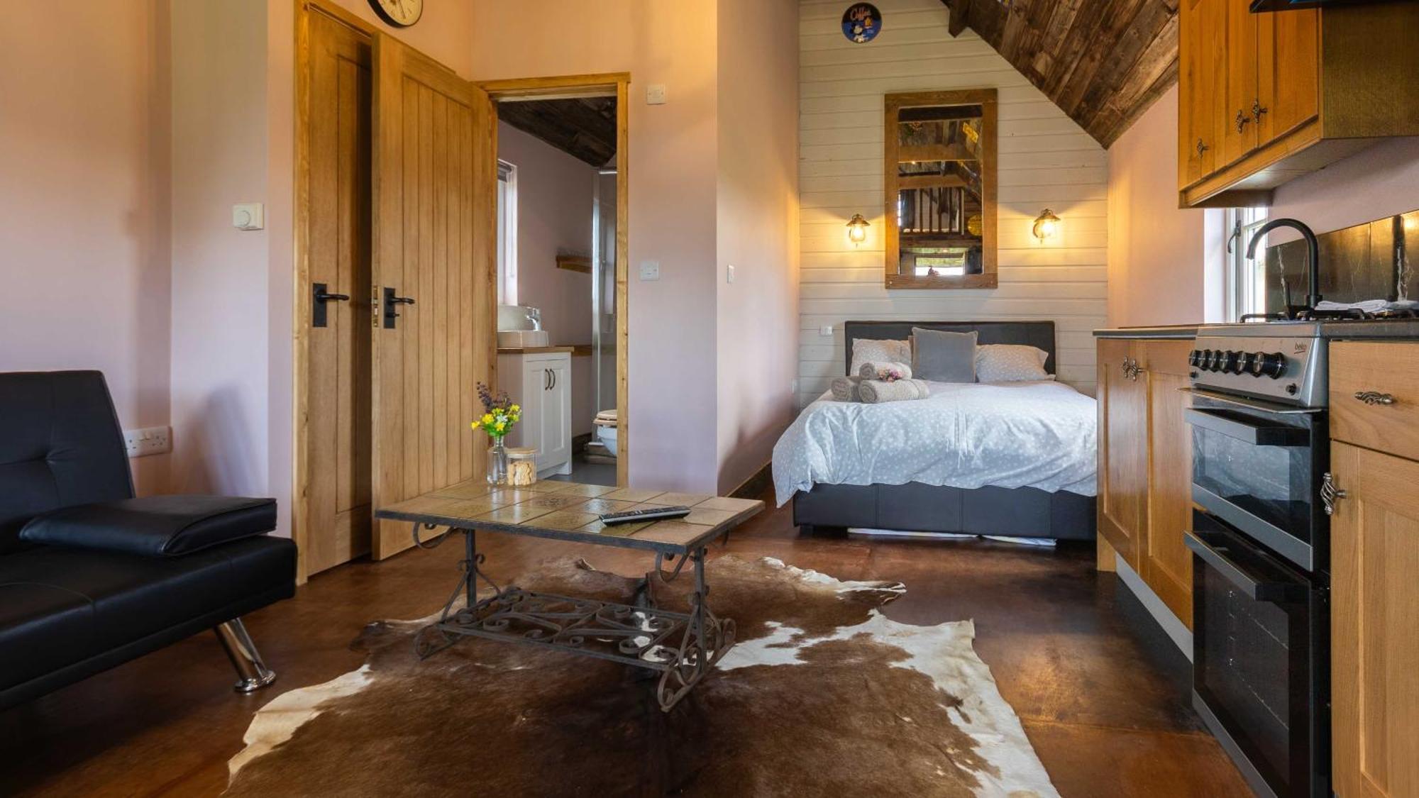 Lake View Lodges Лонг Мелфорд Екстериор снимка